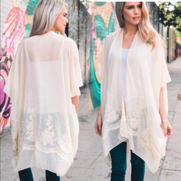 sarrah Sweaters - New Boho Floral Embroidered Kimono Cardi